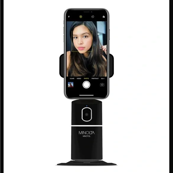 Minolta Black Video Camera with Smartphone Mount - Picture 1 of 17